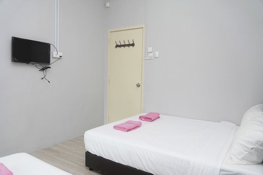 Ir inn Hotel Triple Room 2