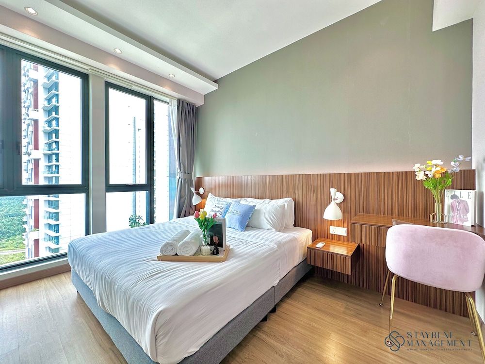 Deluxe Duplex, 3 Bedrooms