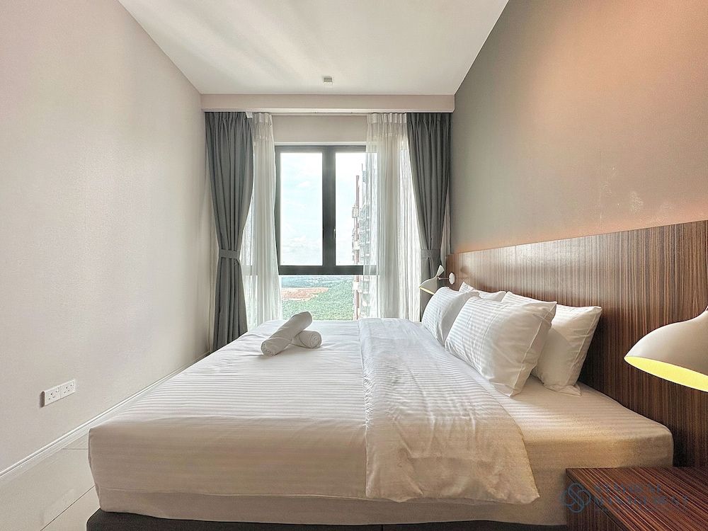 Elysia Park Residence by Stayrene Standard Studio, 1 King Bed, City View 3