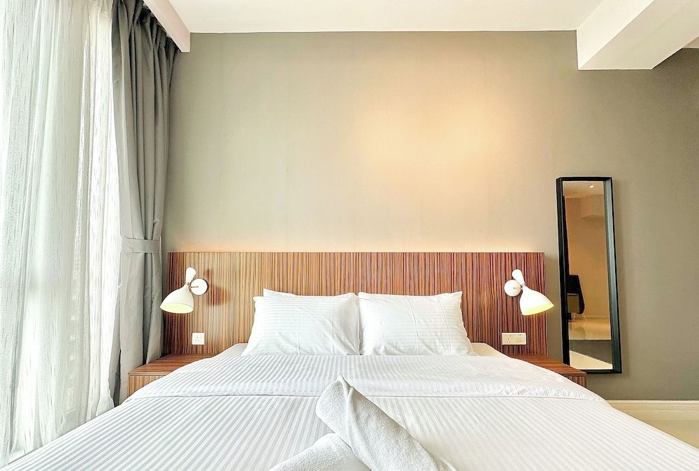 Elysia Park Residence by Stayrene Standard Studio, 1 King Bed, City View 2