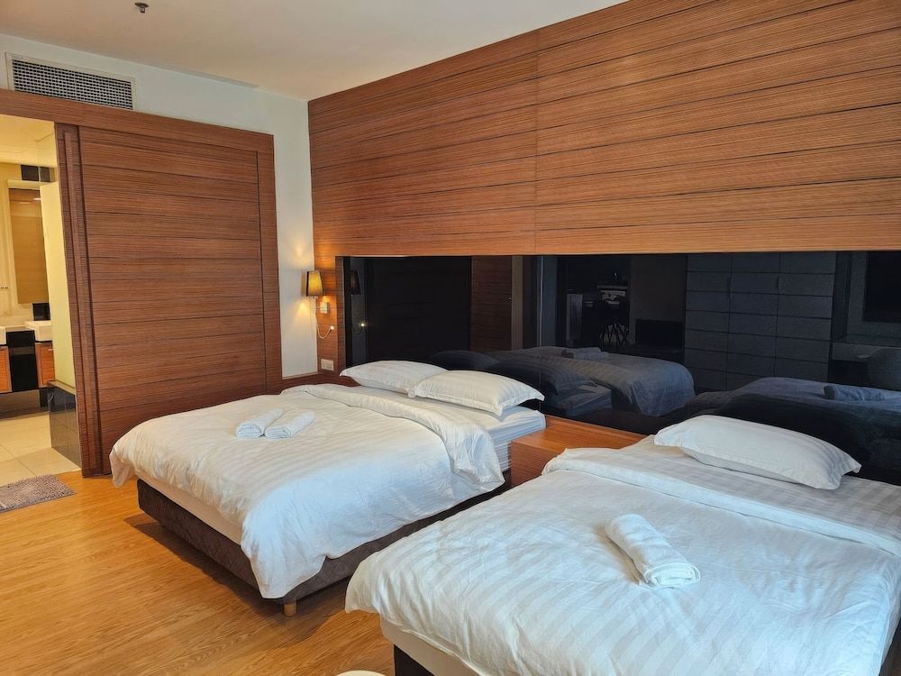 Deluxe Apartment, 2 Bedrooms, Balcony, City View
