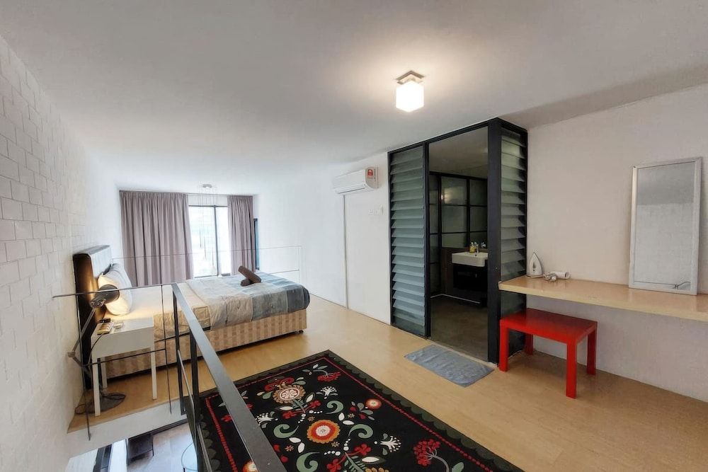 Deluxe Studio, 2 Queen Beds, Balcony, City View