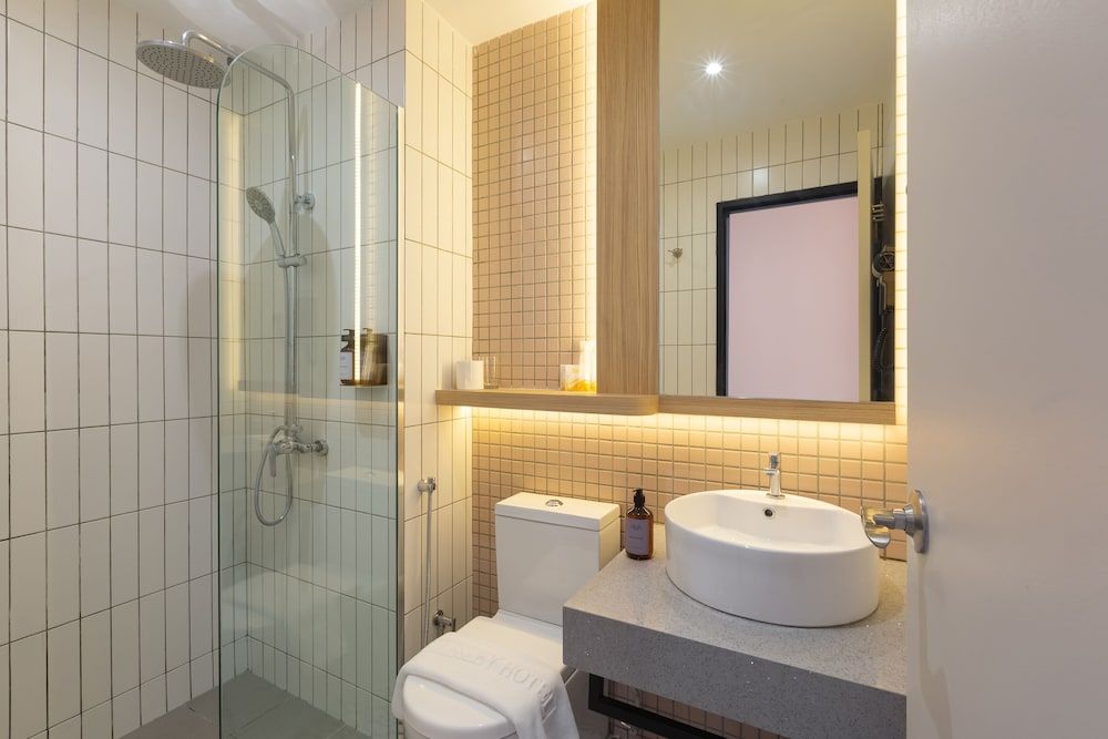 Wellesley Hotel Deluxe Twin Room, 2 Twin Beds, Non Smoking 4