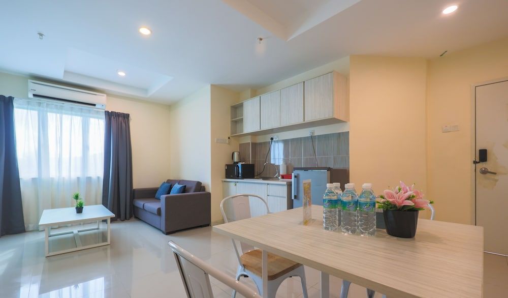 AnyLodge Waterfront Marina Island Pangkor Honeymoon Suite, 1 King Bed, Bathtub, Sea View 10