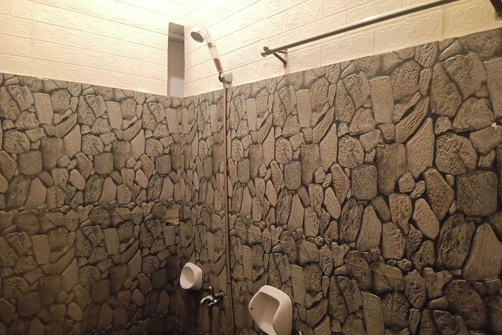 Hotel Villarte Family Room 9