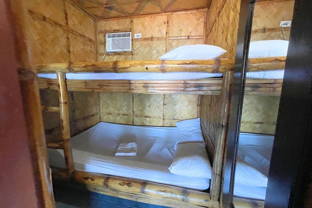 Economy Quadruple Room