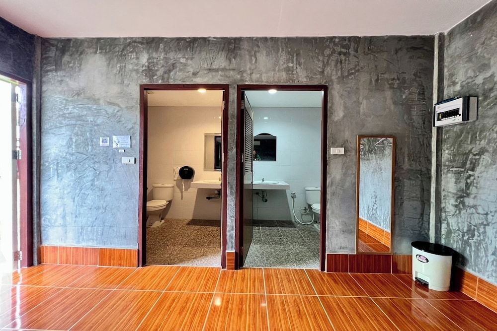 Chalalai Resort Kham Chanot Family Room 4