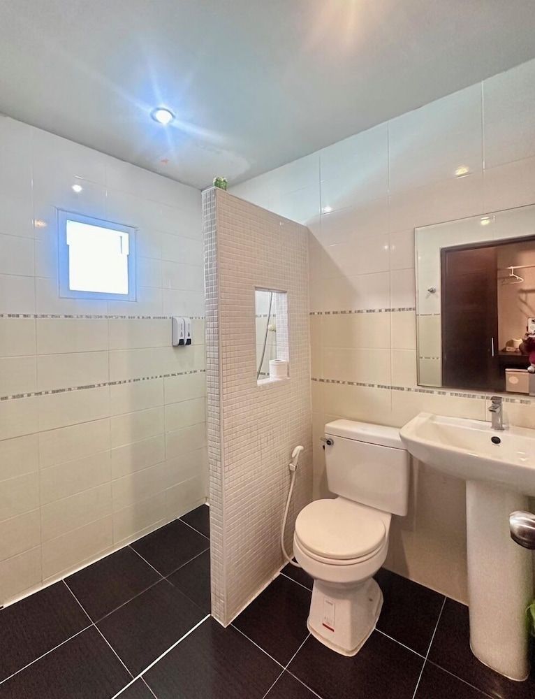 The leaf&pool hostel Family Room 3