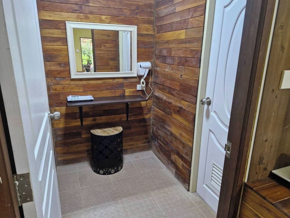 Tontarn Resort And Spa Family Room Garden View 1 3