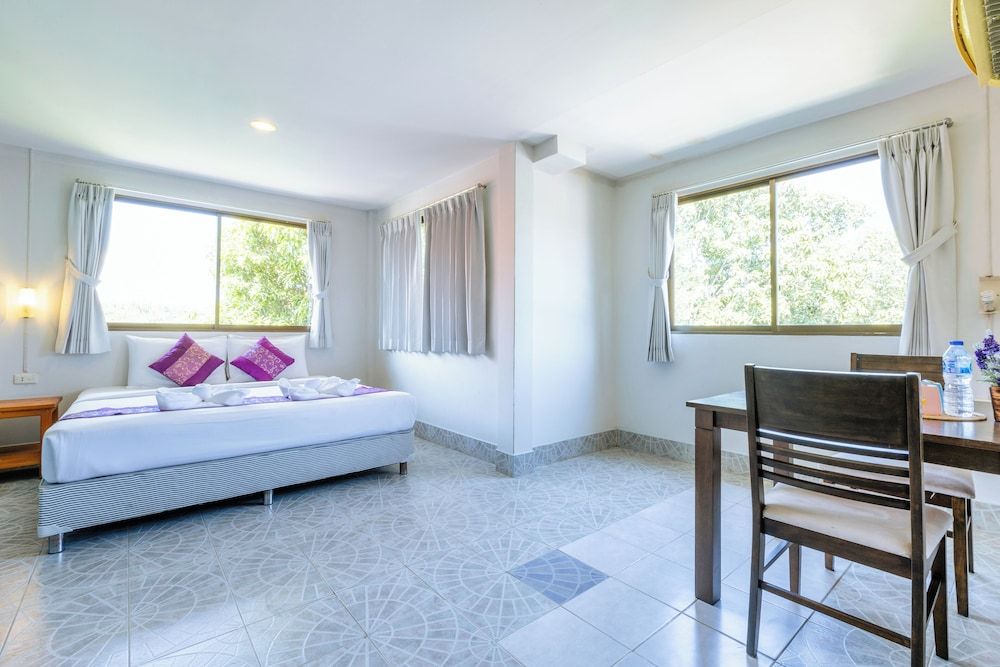 Huahin Star Hotel Deluxe Double Room, City View 2