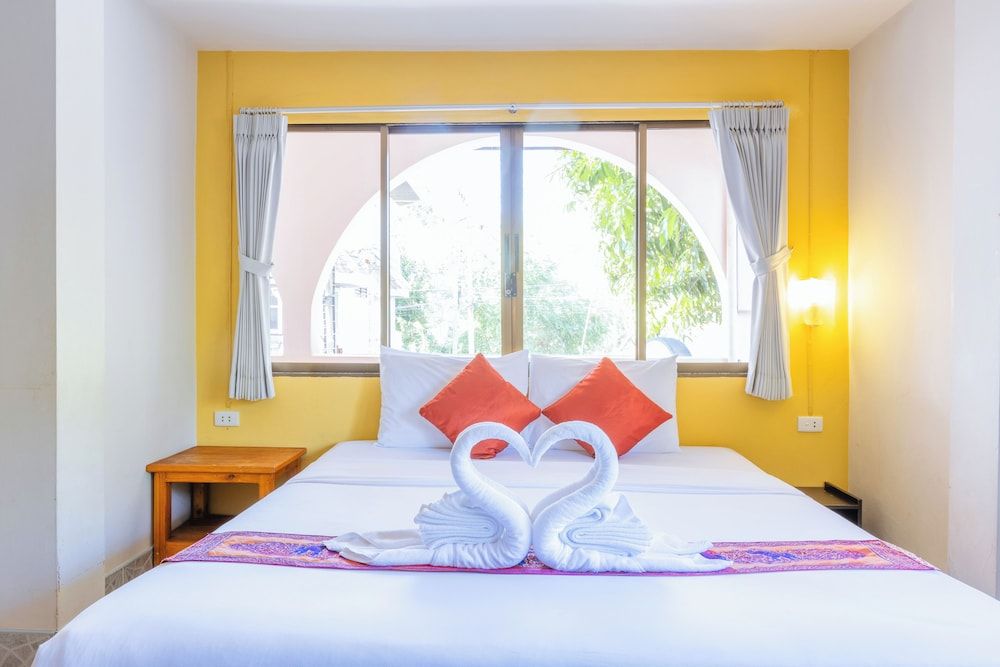 Huahin Star Hotel Deluxe Room, City View 2