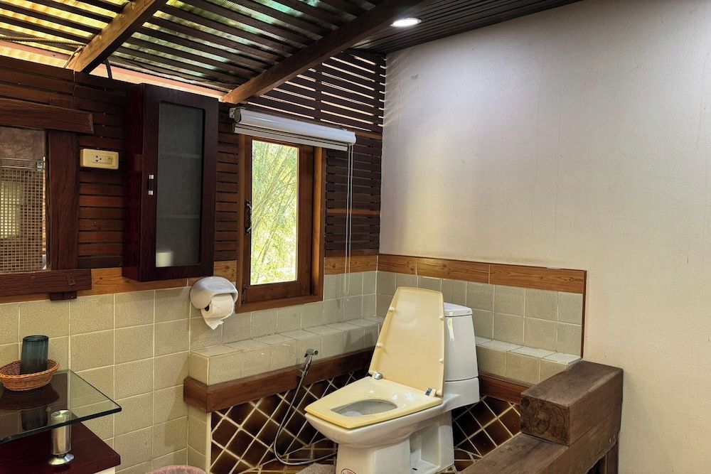 Tung Lakorn Farm Deluxe Double Room 7