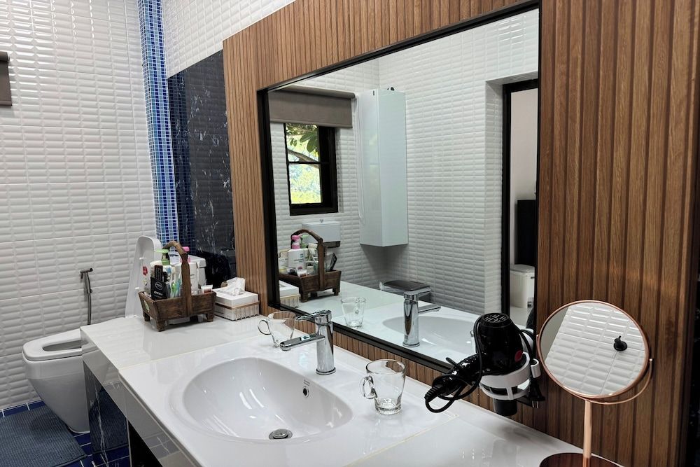 Tung Lakorn Farm Executive Room 4