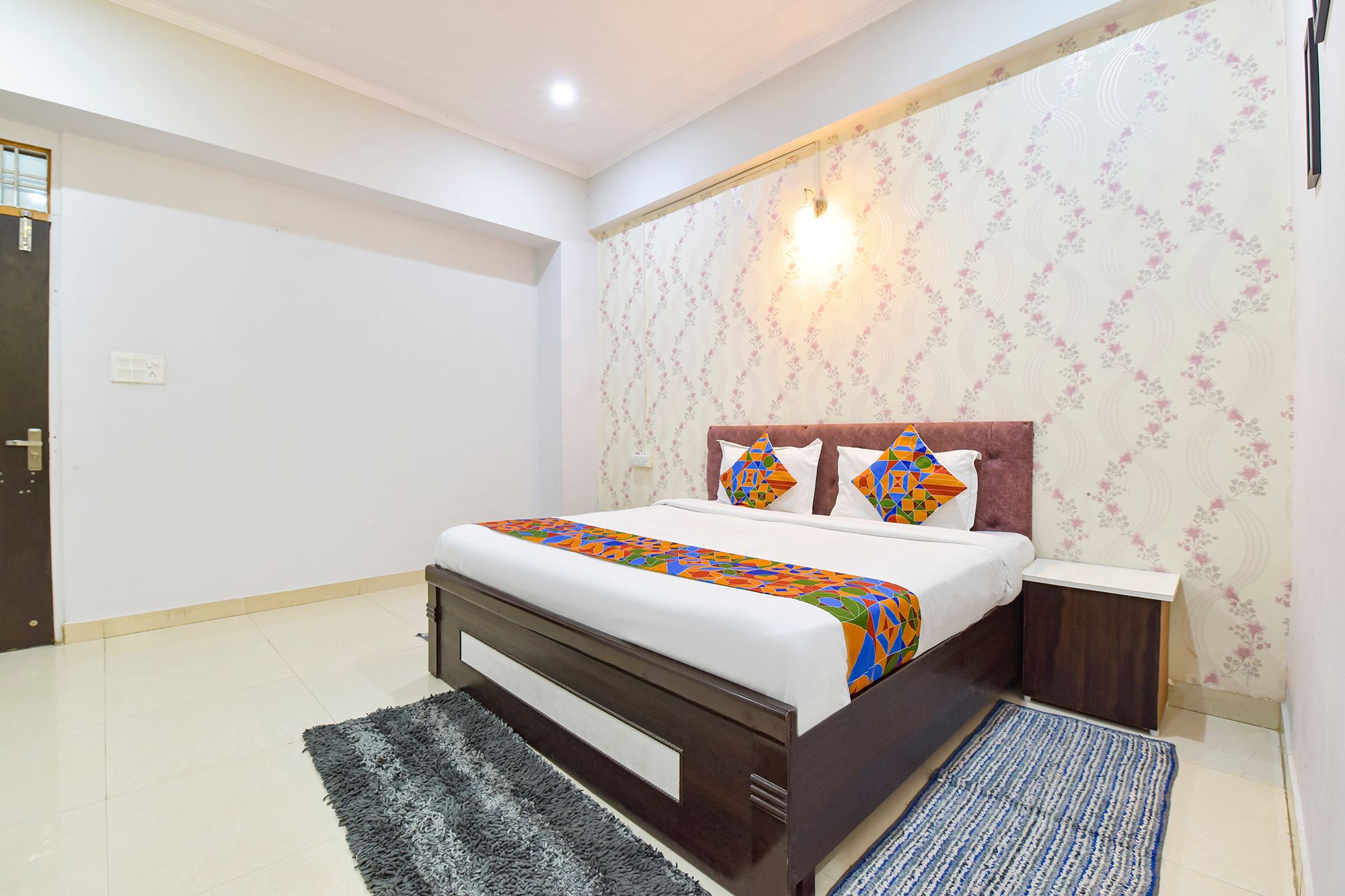 FabHotel The Nine