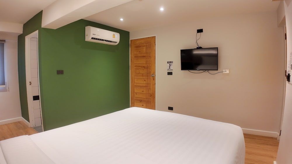 Superior Single Room, Non Smoking, City View