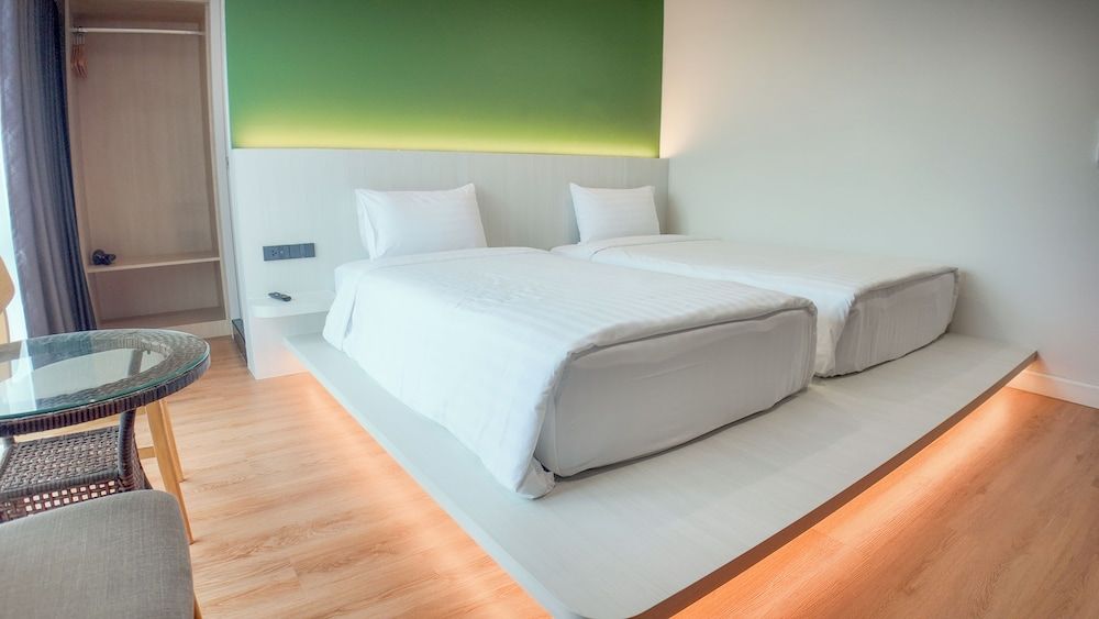 Signature Room, Non Smoking, City View