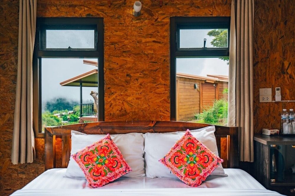 Superior Room, Mountain View