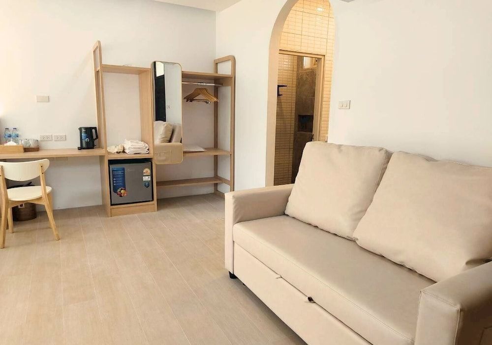 The Poom Cafe Resort Khao Yai Executive Room, 2 Twin Beds, Pool View 7