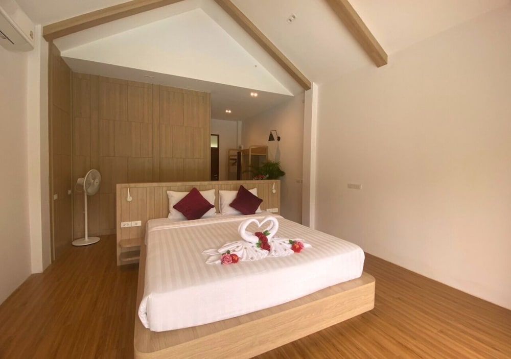 The Poom Cafe Resort Khao Yai Deluxe Room, 1 Bedroom, Pool View, Ground Floor 3