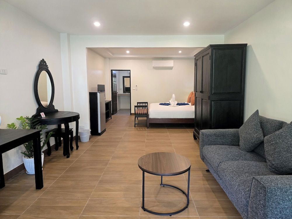 Blue Palm Residence Kata