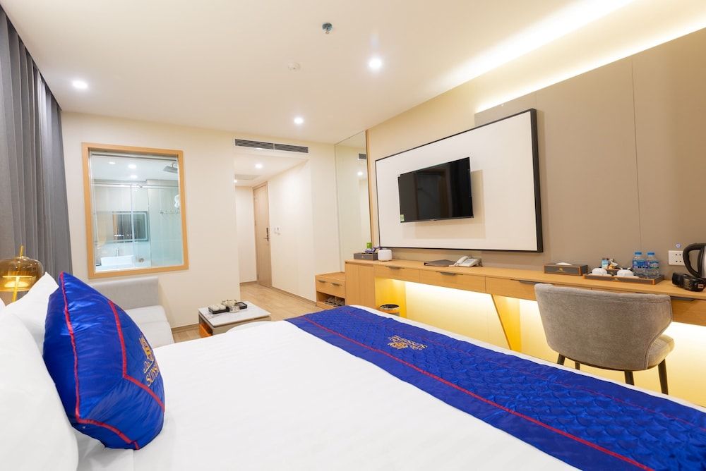 Sunshine Apartment Hotel Superior Double Room 7