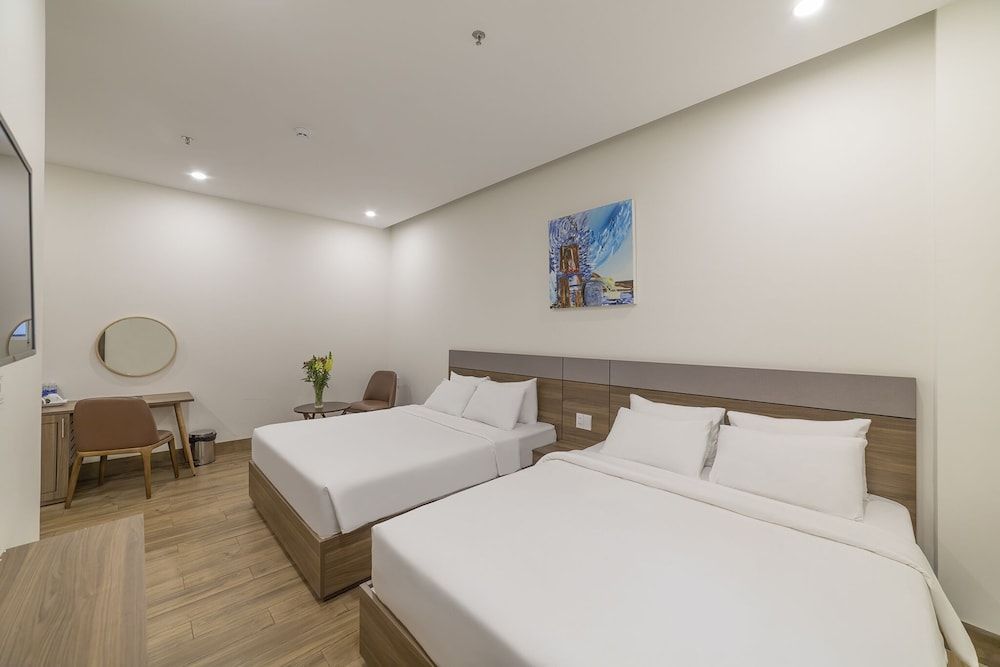 Superior Single Room, 2 Queen Beds
