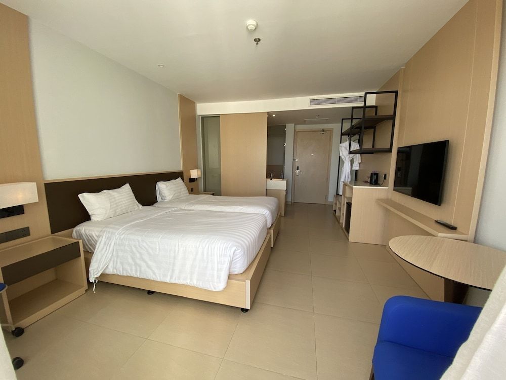 Arena Resort Luxury With Ocean View Deluxe Room, Partial Sea View 7