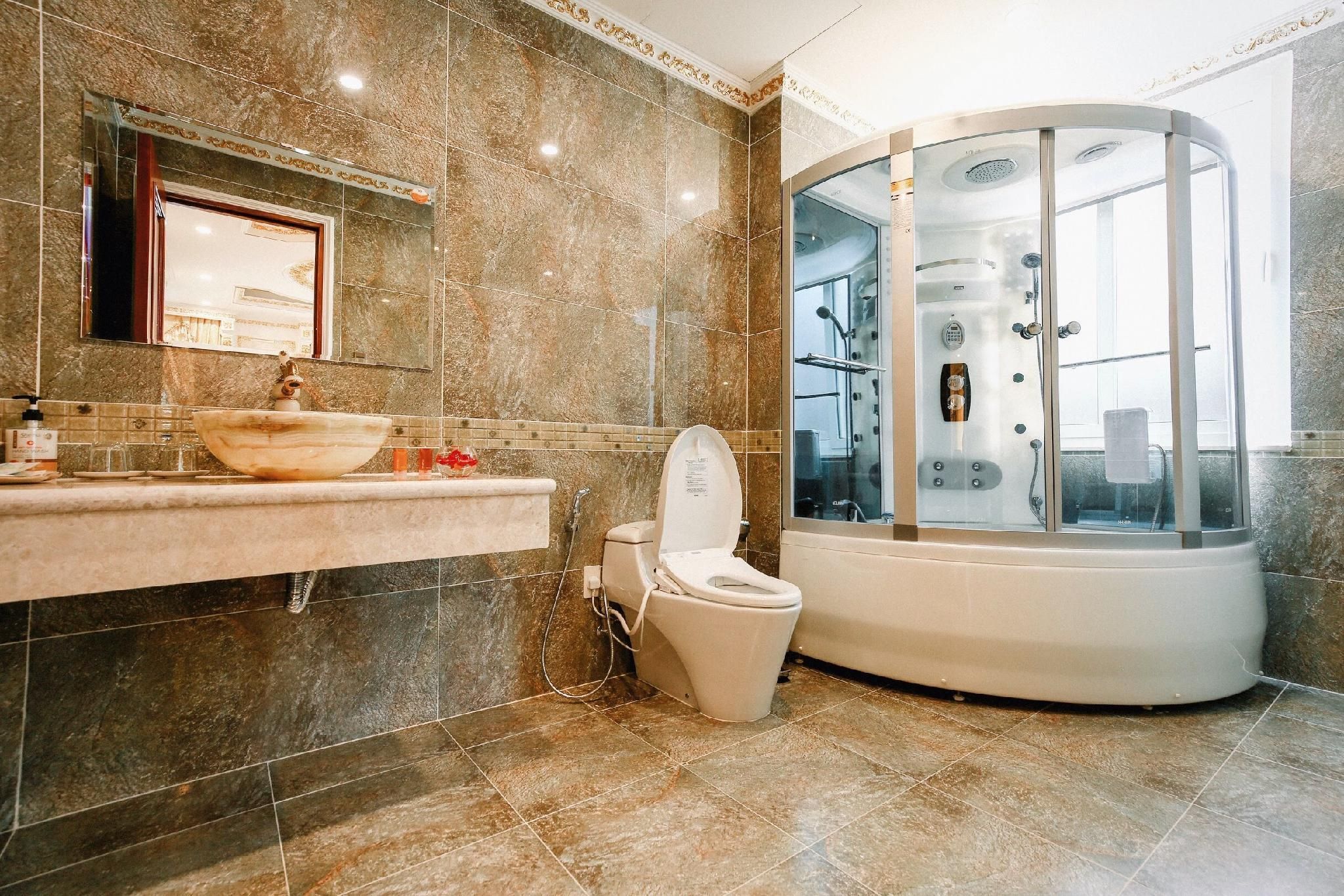 Garden Villa with Private Balcony