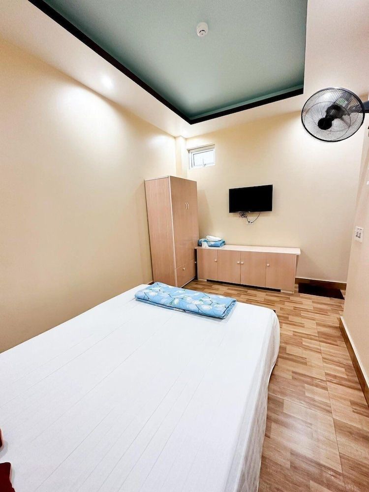 Kim Thanh Hotel Lao Cai - by Bay Luxury Standard Room 3