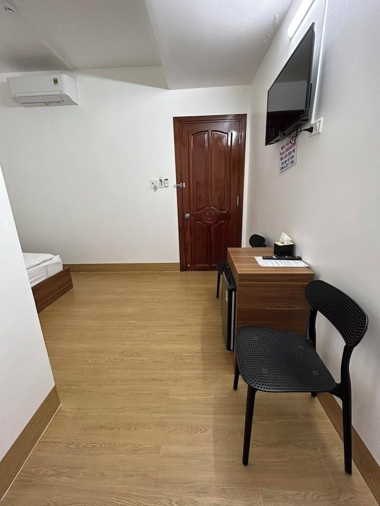 Nha Nghi 68 Basic Double Room 7