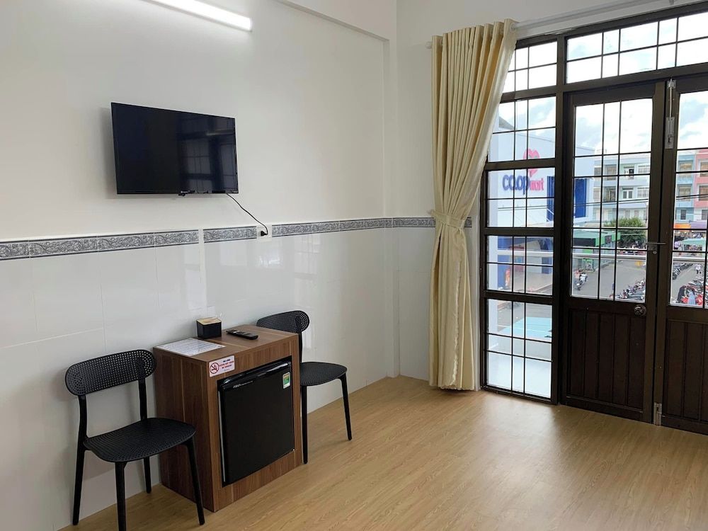 Nha Nghi 68 Family Double Room 4