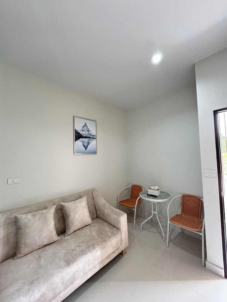 LELA HOME Standard Room, Patio, Lagoon View 4