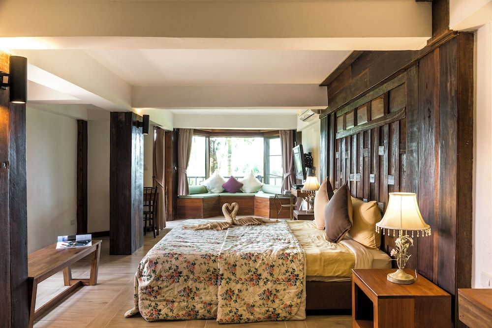 Village Farm & Winery