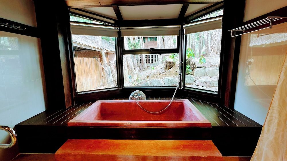 Village Farm & Winery Deluxe Room, Garden View 4