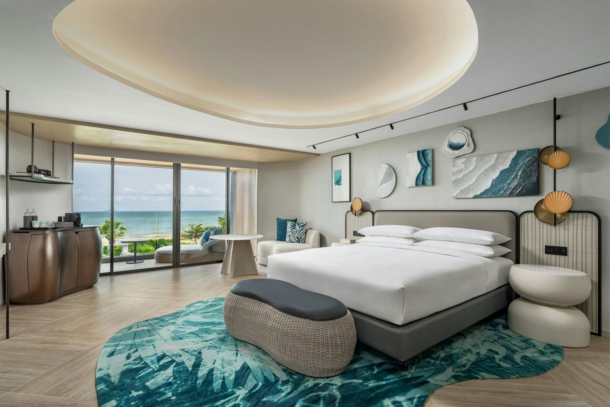 Sunset Suite, Suite, 1 King, Sea View, Balcony