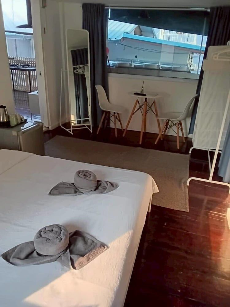 Aran hostel Spa&Cafe Riverside