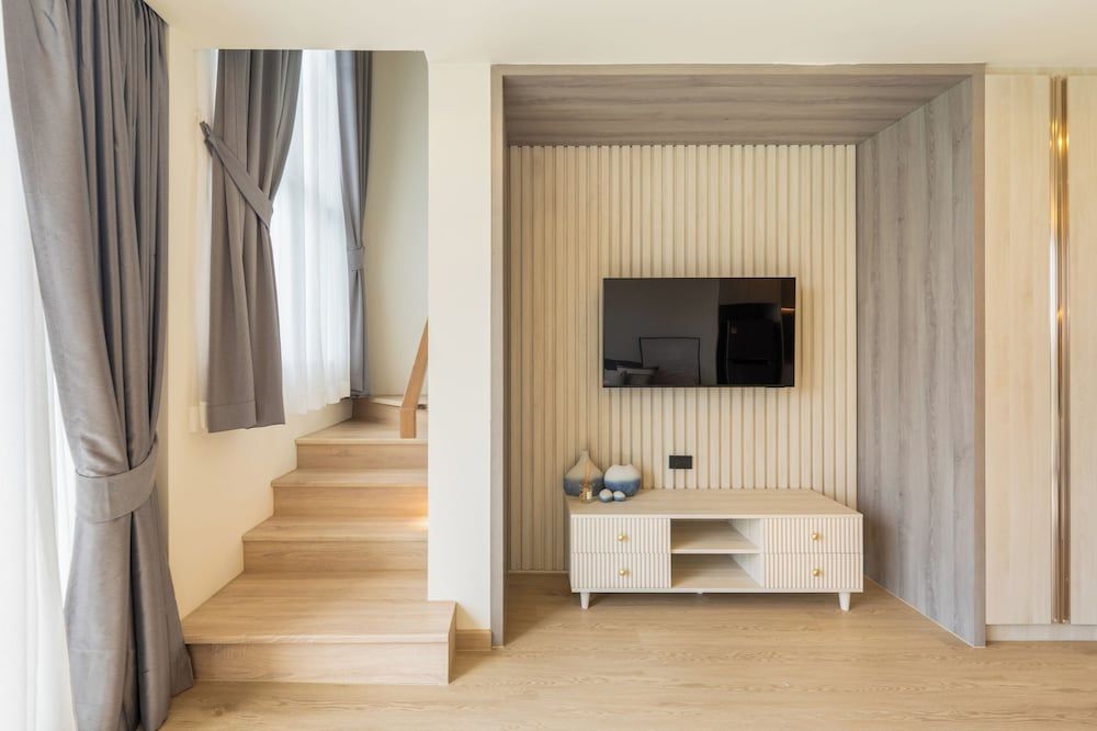 The Ozone Residences Bangtao Duplex 2 Bedroom Suite Golf View 12