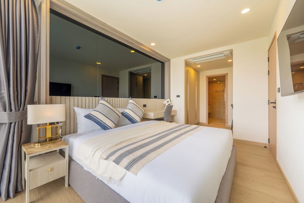 1 Bedroom Suite
