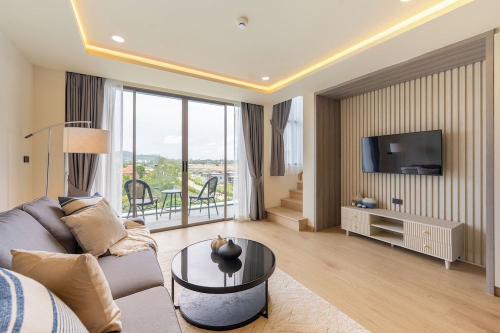 The Ozone Residences Bangtao Duplex 2 Bedroom Suite Golf View 13