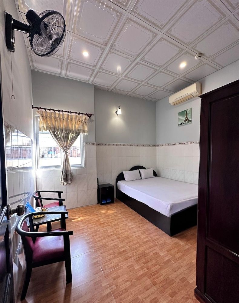 Nam Đô 2 Hotel Comfort Room, 1 Queen Bed 3