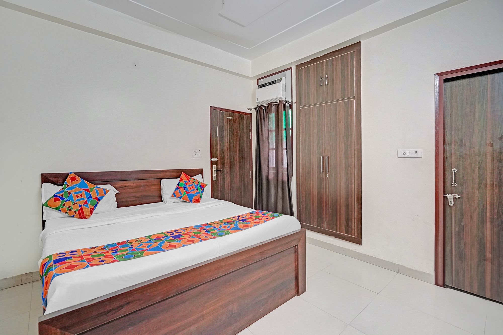 FabHotel The Virat Deluxe Room 3