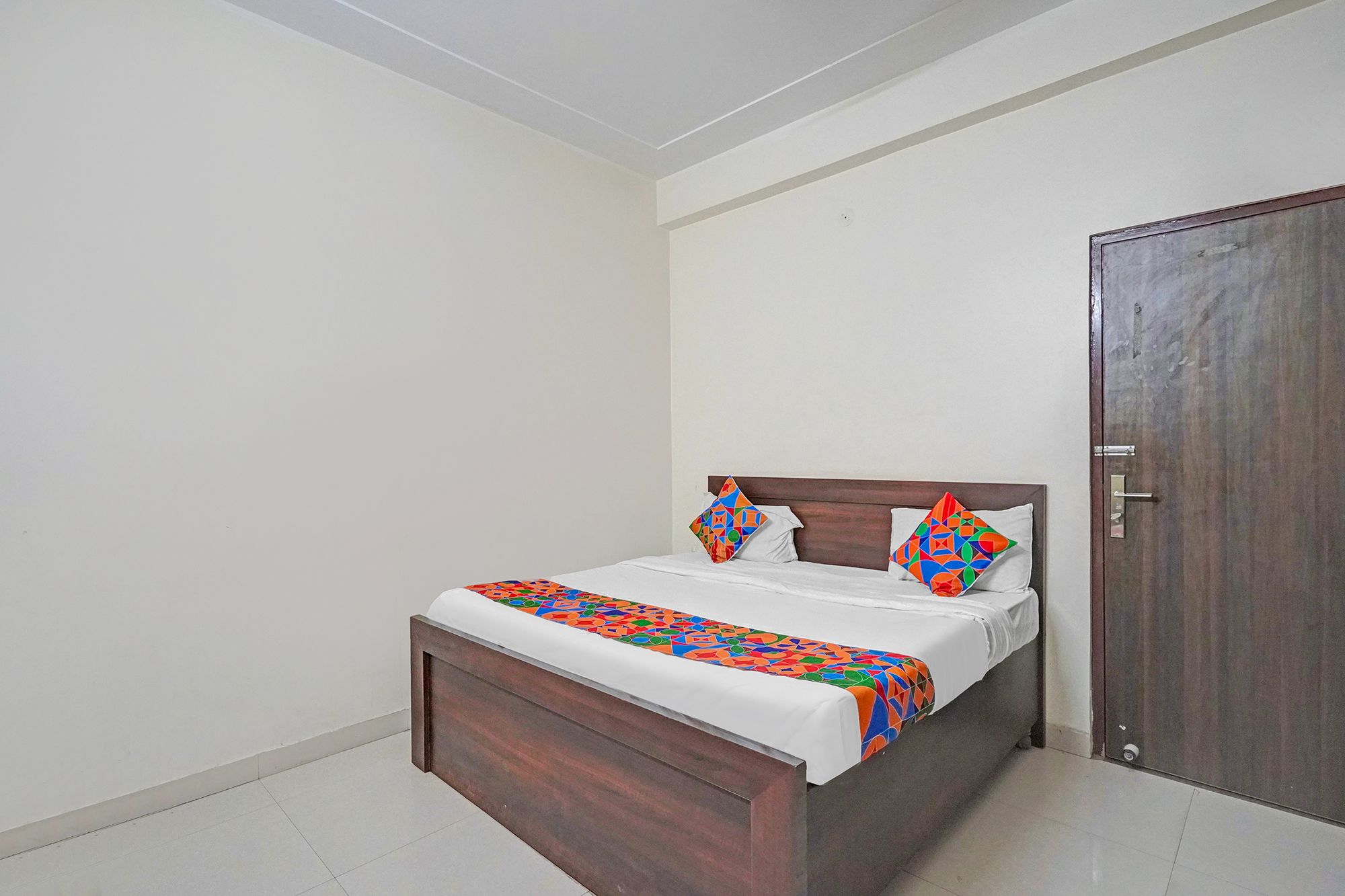 FabHotel The Virat Deluxe Room 2