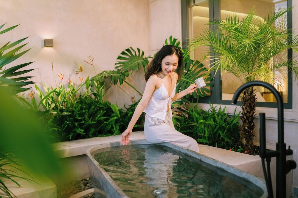 Signature Double Room, Bathtub, City View