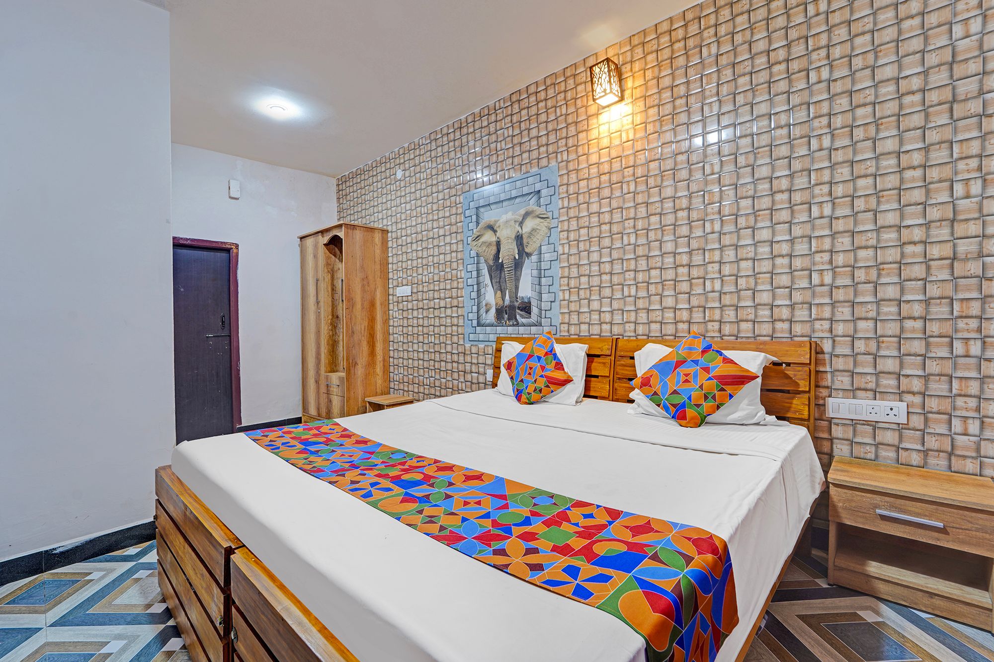 FabHotel Phoenix Stay Deluxe Room 3