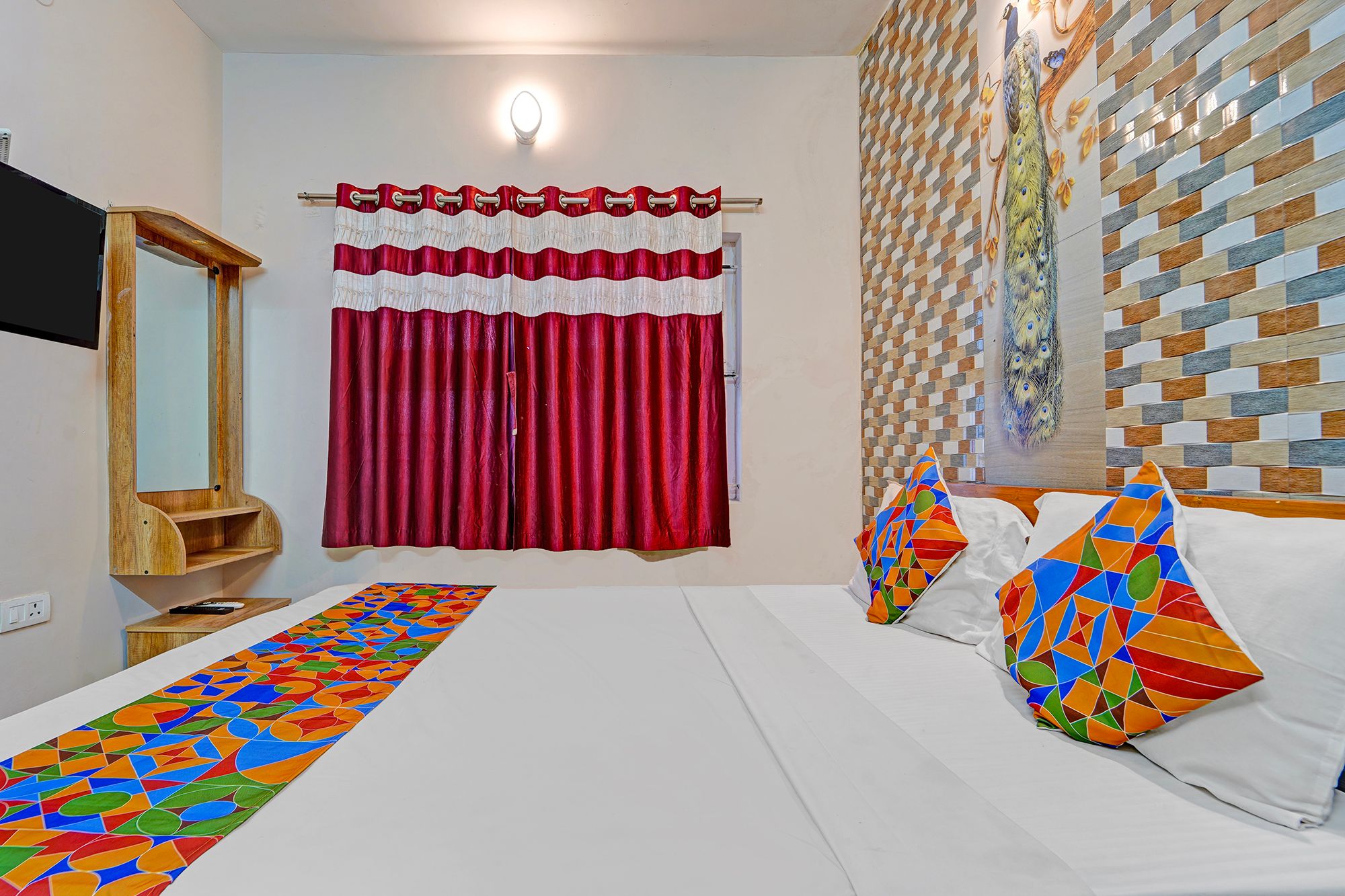 FabHotel Phoenix Stay Premium Room 2