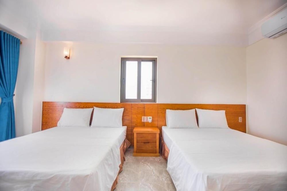 Tu Phuong Hotel TH by Bay Luxury