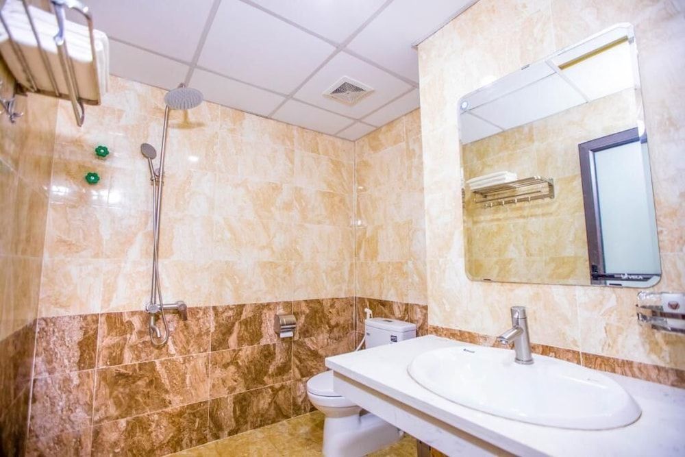 Tu Phuong Hotel TH by Bay Luxury Standard Double Room 5