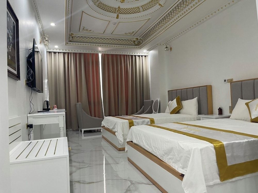 Standard Double Room, City View