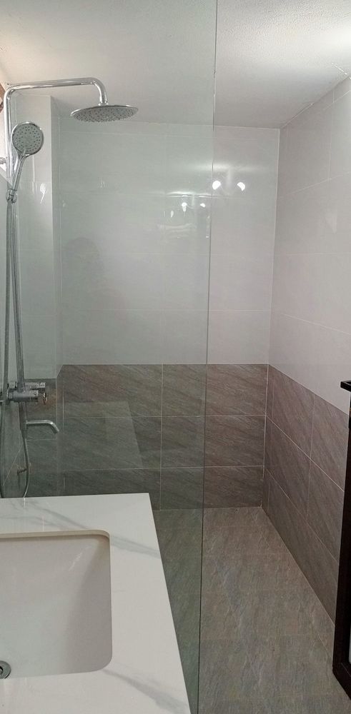 Heart Hotel MC Family Room 6