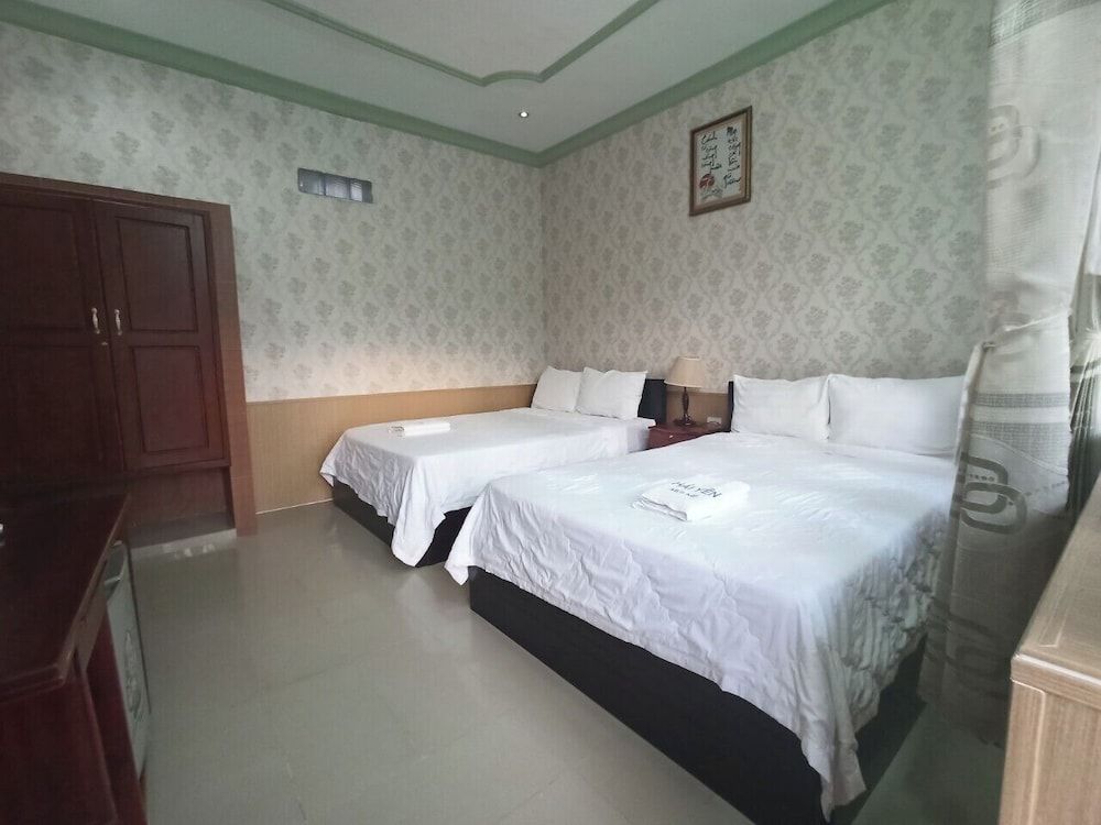 Basic Triple Room, Garden View